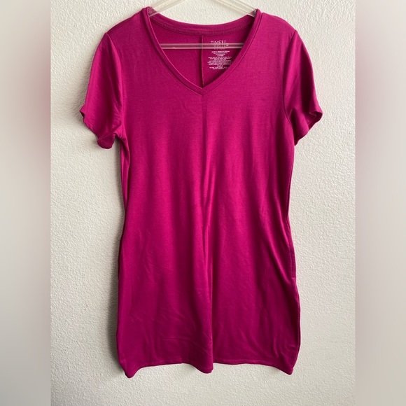 💥Time and Tru Vibrant Pink Casual T-Shirt Dress M - Picture 2 of 9
